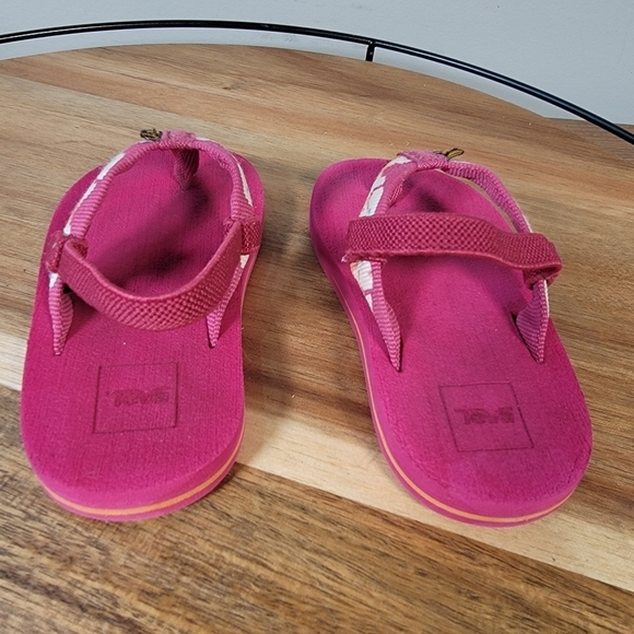 Teva Mush II Elephants Vivacious Pink Flip Flop Sandals with Ankle Strap Size 6 - Picture 4 of 12